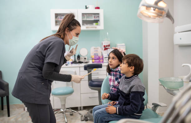 Best Tooth Extraction  in Meadowbrook, CA